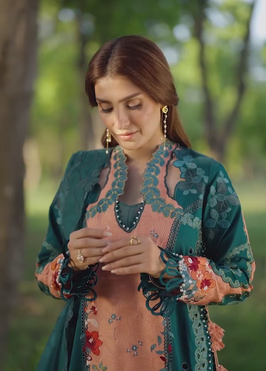 A-Lawn by Afrozeh Unstitched Embroidered Lawn 3 Piece Suit AF26UAL Daliya FWU-0067-3PO - Eid Collection