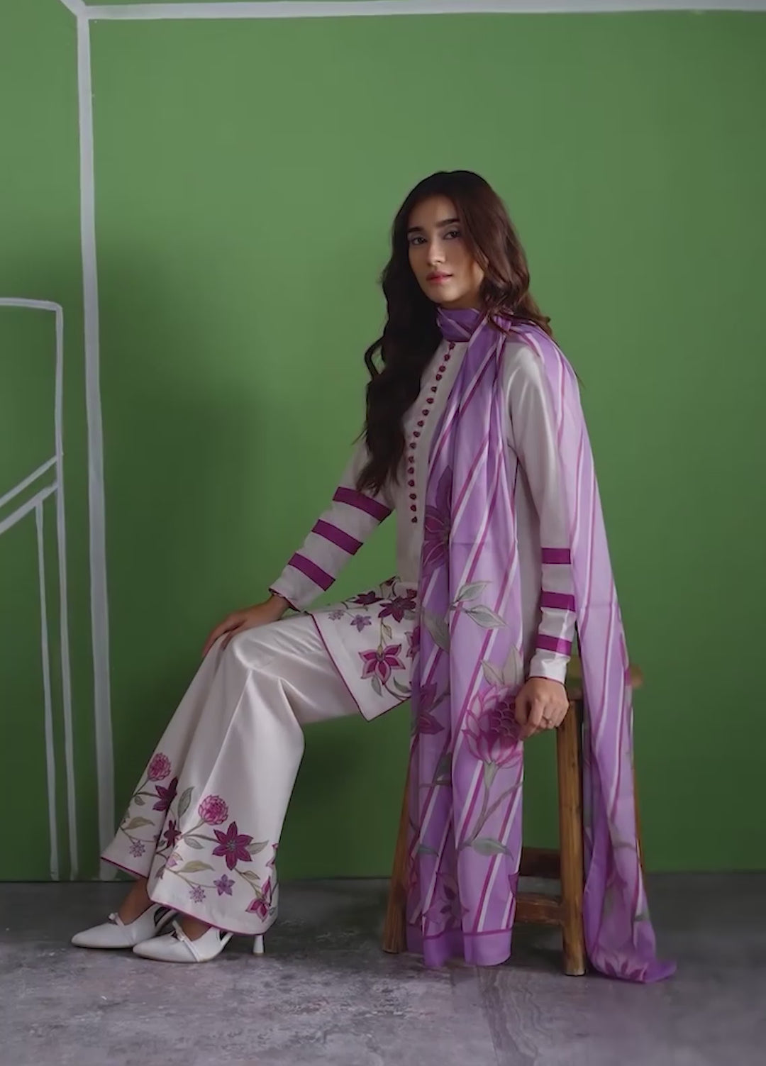 Hidden Garden by Jahaan RTW Printed Crepe 3 Piece Suit Lilly Casual Collection