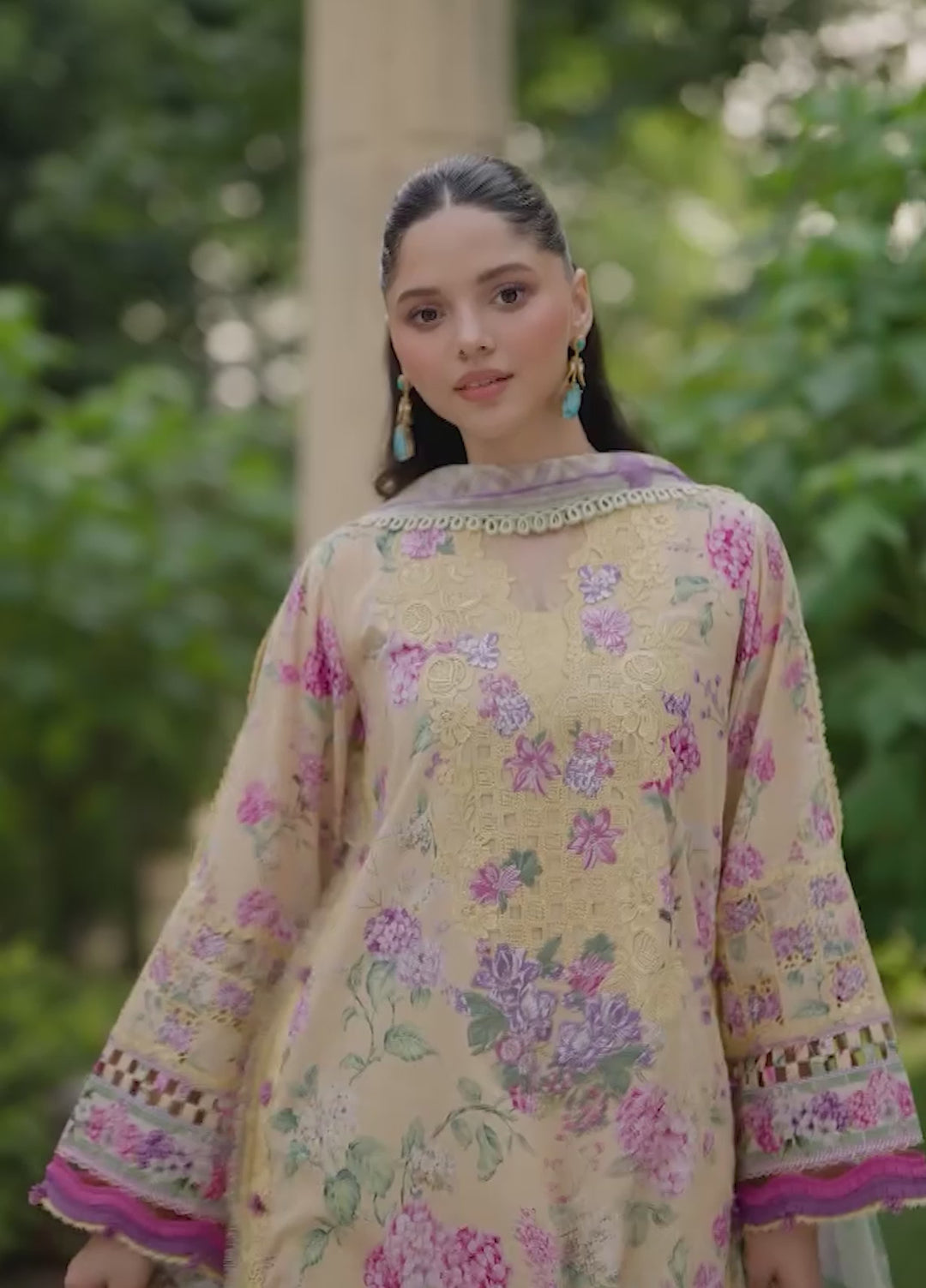 Signature by Elaf Unstitched Embroidered Lawn 3 Piece Suit EL26USLE Stella ESG-7A - Eid Collection
