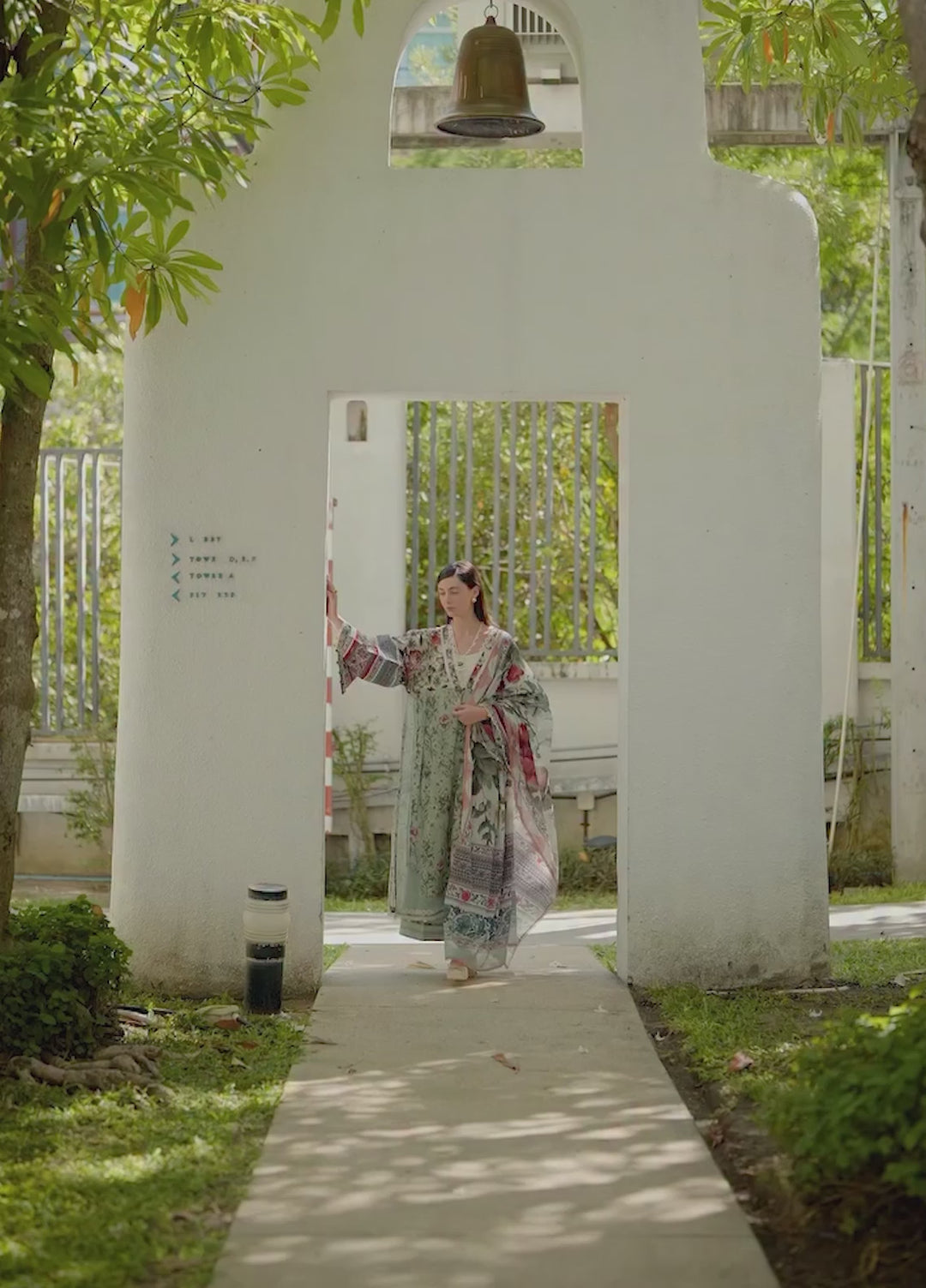 Santorini by Elaf Unstitched Lawn Printed 3 Piece Suit EL26US EPN-6B OPALINE GARDEN - Summer Collection