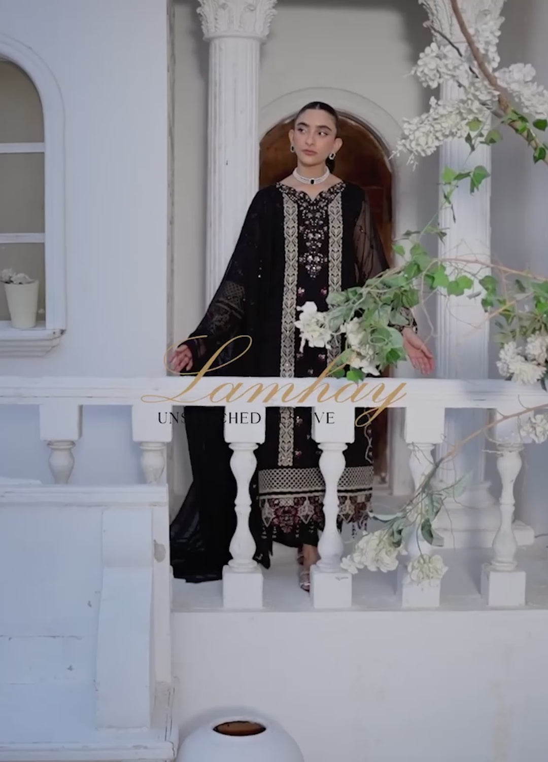 Lamhay by Shamooz Unstitched Embroidered Chiffon 3 Piece Suit SHM26UL Siyah - Festive Collection