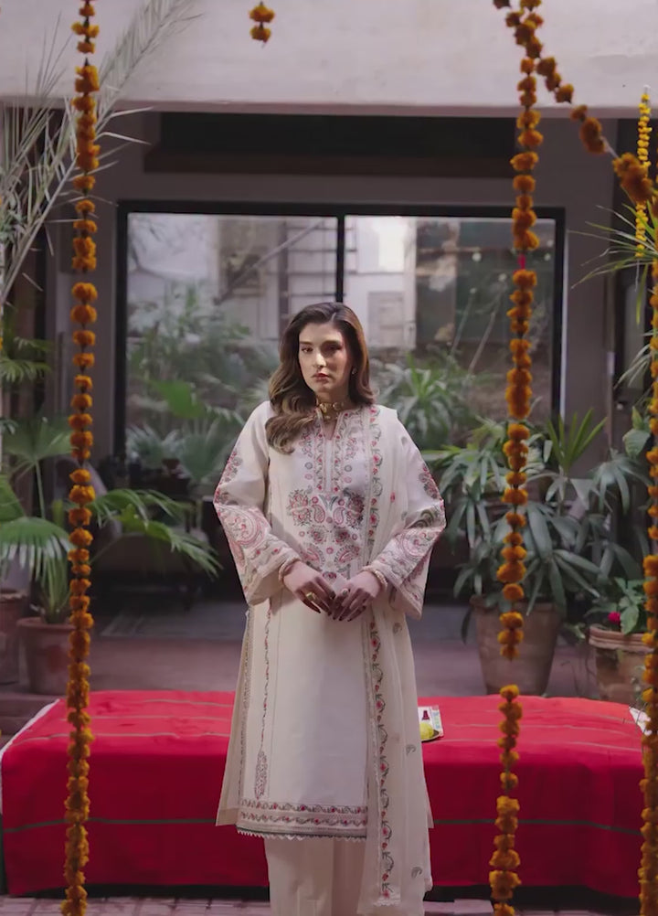 Satrangi by Mahnur Unstitched Embroidered Lawn 3 Piece Suit MN26ULS S-07 - Summer Collection