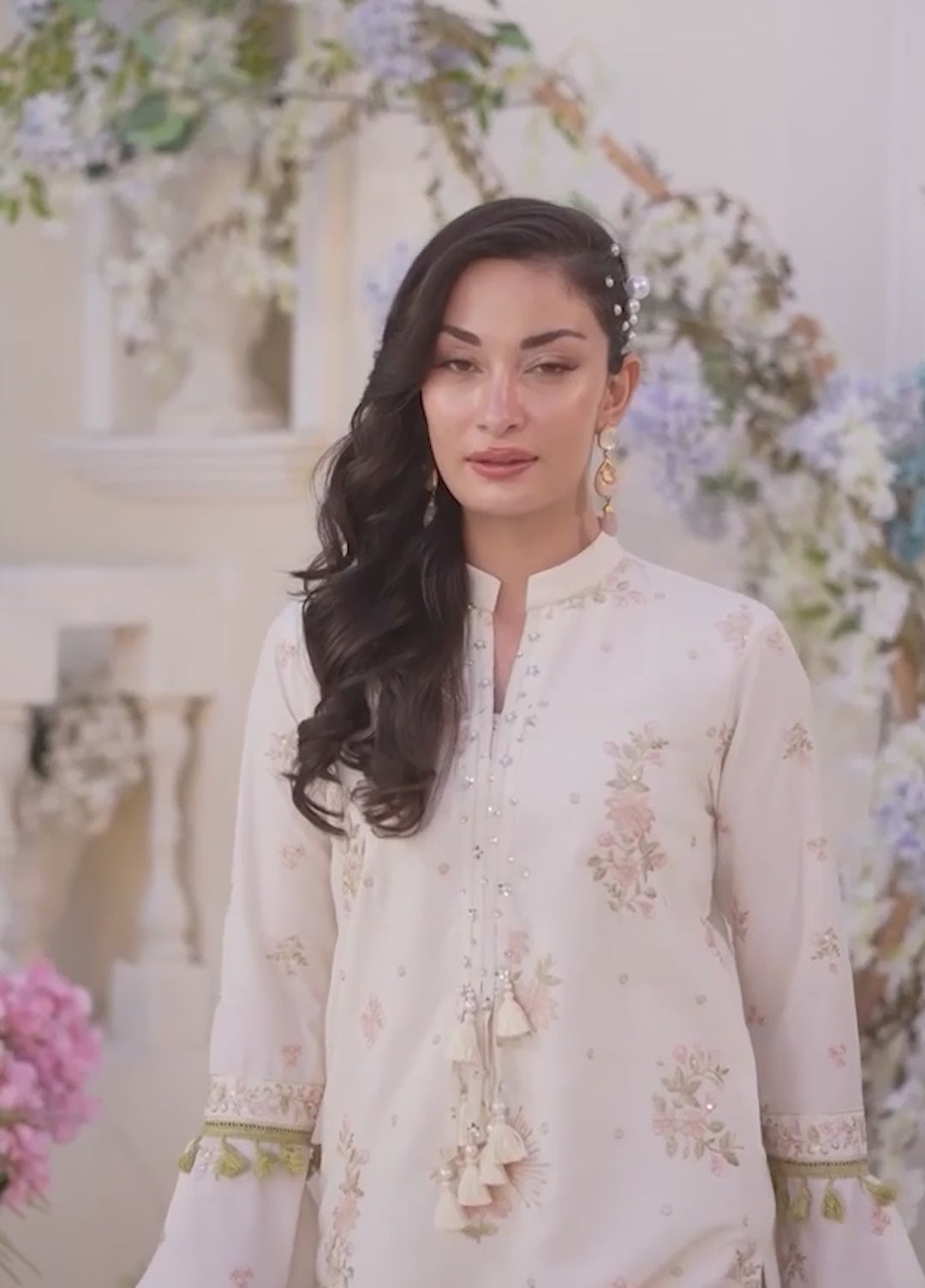 Husn-e-Bahar by Salitex Embroidered Lawn Suits Unstitched 3 Piece SSW6U3P107UT - Summer Collection