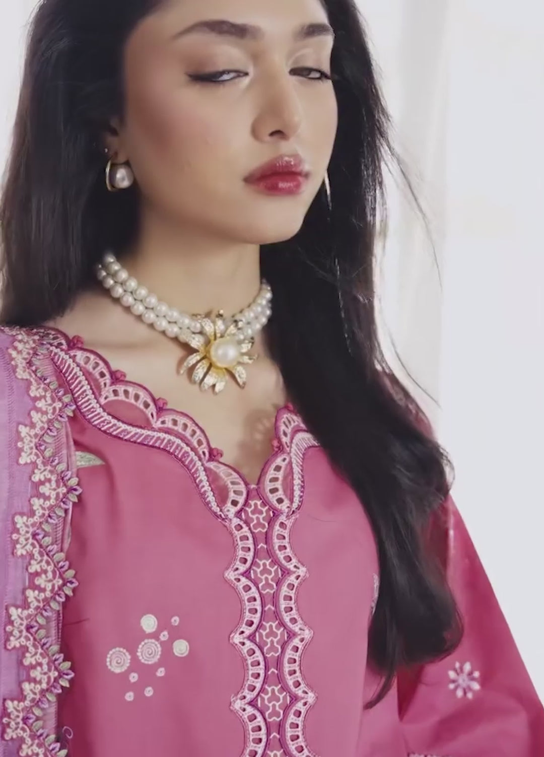 Q Line by Qalamkar Unstitched Embroidered Lawn 3 Piece Suit QLK26ULQ ABEER QKL-2 - Festive Collection