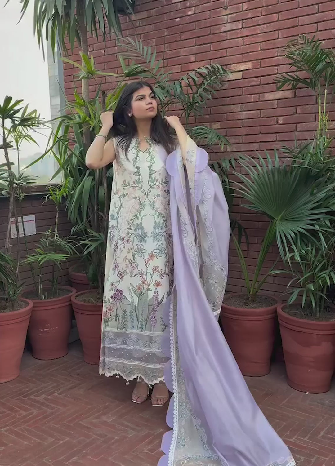 Versa by Asifa and Nabeel Unstitched Embroidered Lawn 3 Piece Suit AN26UVL VUL26-10 Ivory Heritage - Festive Collection