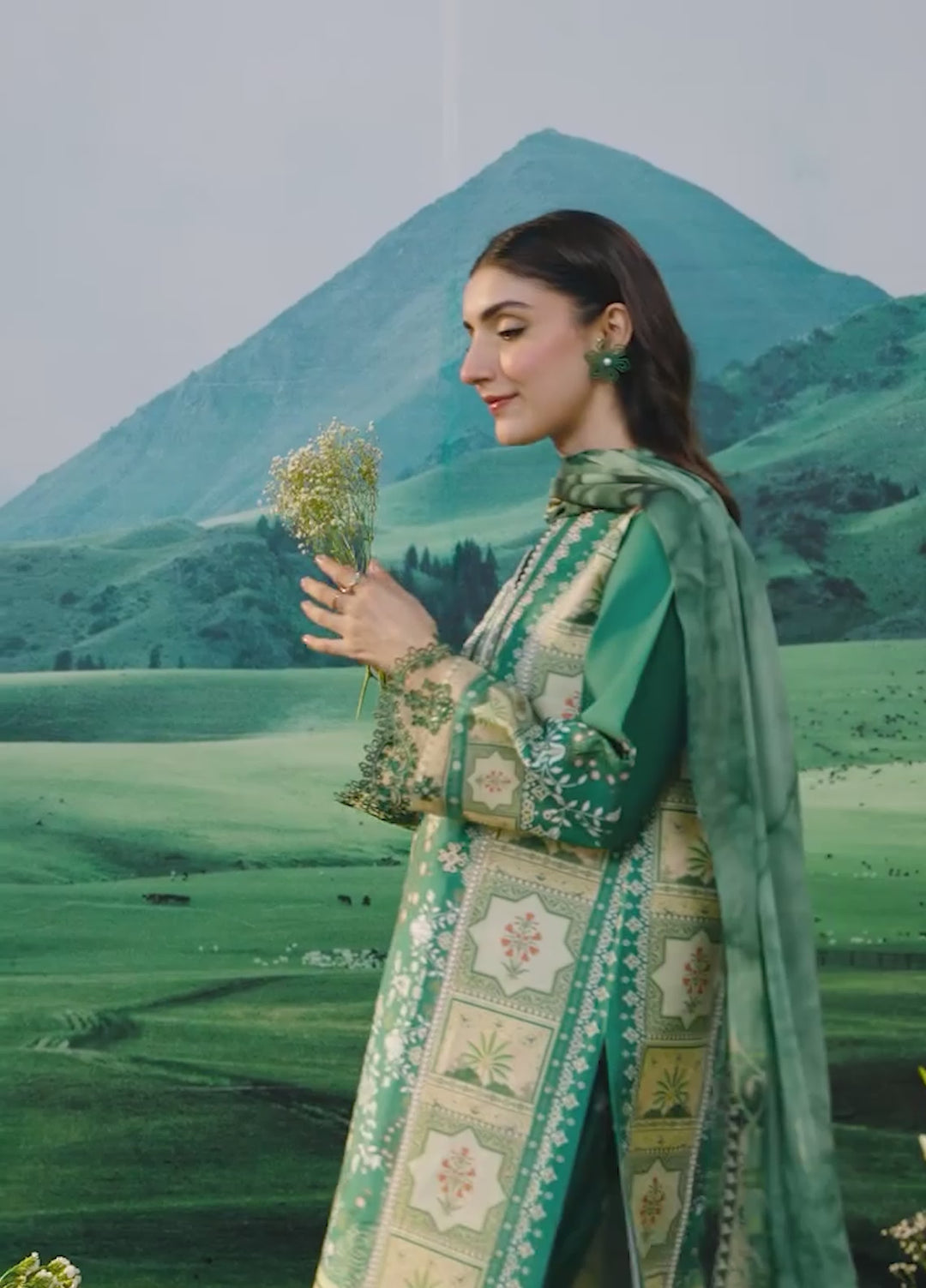 Elysian by Meerak RTW Embroidered Lawn 3 Piece Suit Orchid Casual Collection