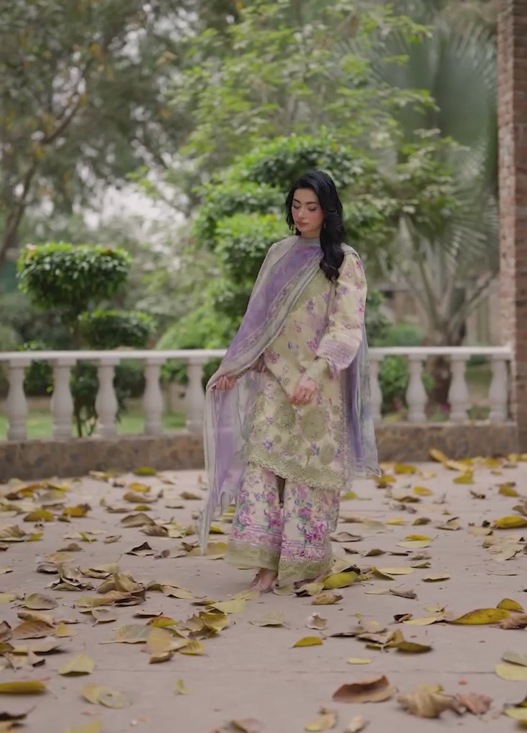 Signature by Elaf Unstitched Embroidered Lawn 3 Piece Suit EL26USLE Olivia ESG-8A - Eid Collection