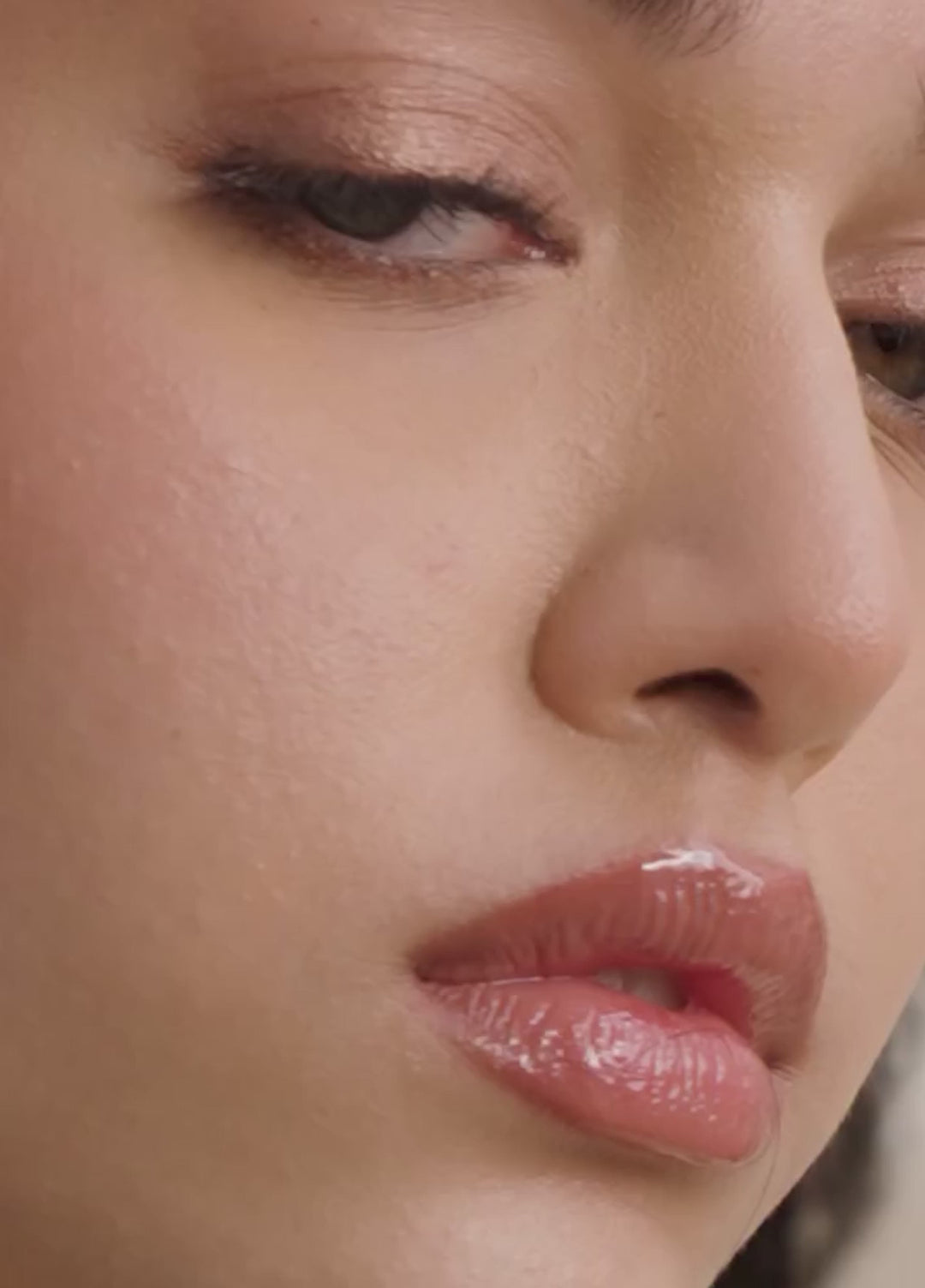 Florette by Afrozeh Unstitched Embroidered Lawn 3 Piece Suit AF26UFL D-07 EIRA - Festive Collection