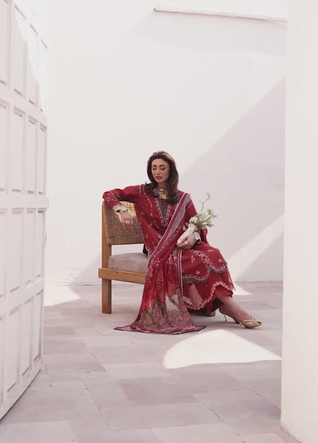 Floral Reverie by Roheenaz Unstitched Embroidered Lawn 3 Piece Suit RN26UFRL SERENE BLOOM - Festive Collection
