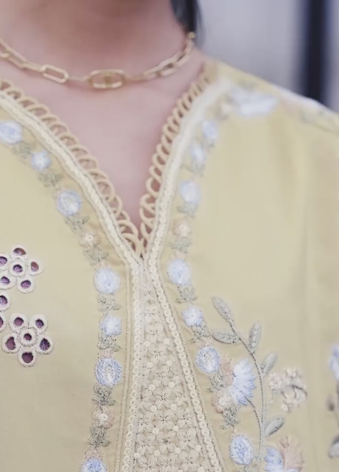 Q Line by Qalamkar Unstitched Embroidered Lawn 3 Piece Suit QLK26ULQ MEIRA QKL-11 - Festive Collection