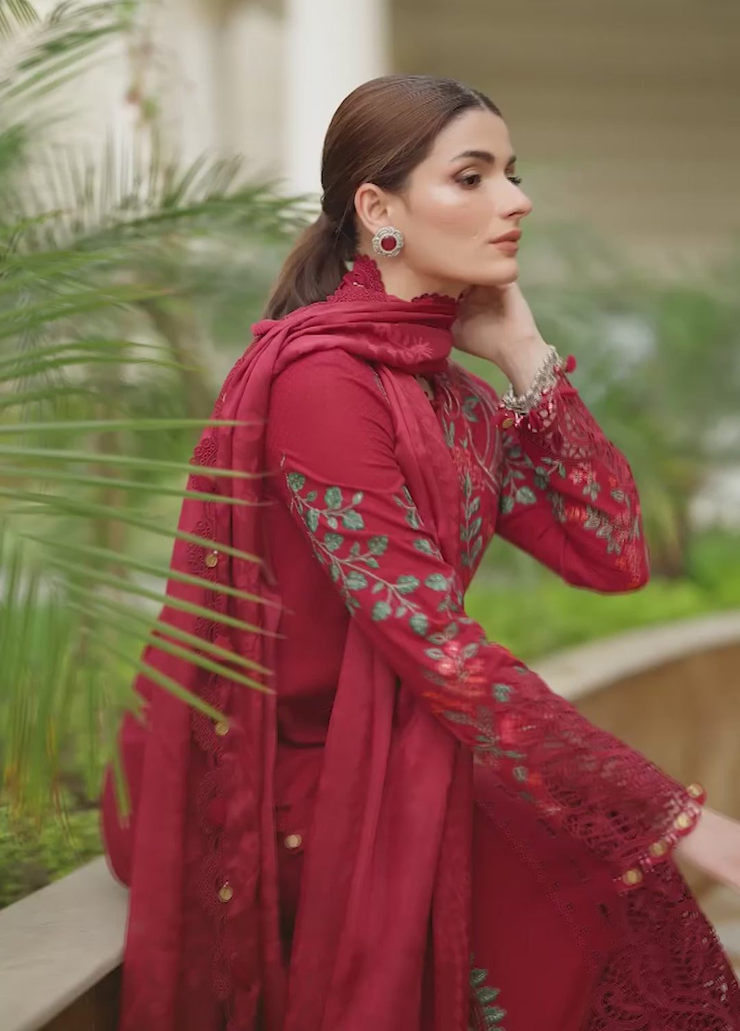 Maria B Unstitched Embroidered Lawn 3 Piece Suit MB26ULE D5 - Eid Collection