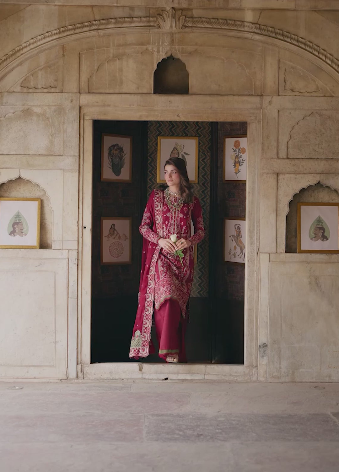 Gulaal Unstitched Embroidered Luxury Lawn 3 Piece Suit GL26USL MIREVRA LL-15 - Festive Collection