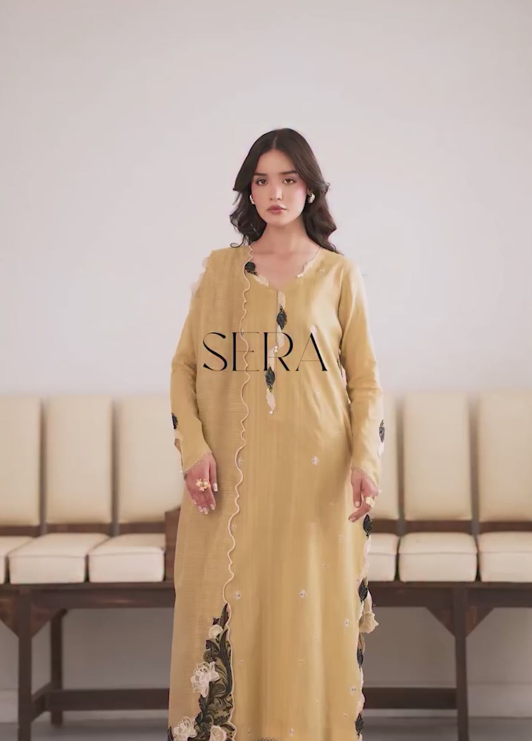Sera by Mahnur Unstitched Embroidered Lawn 3 Piece Suit MN26USL SP-04 - Festive Collection