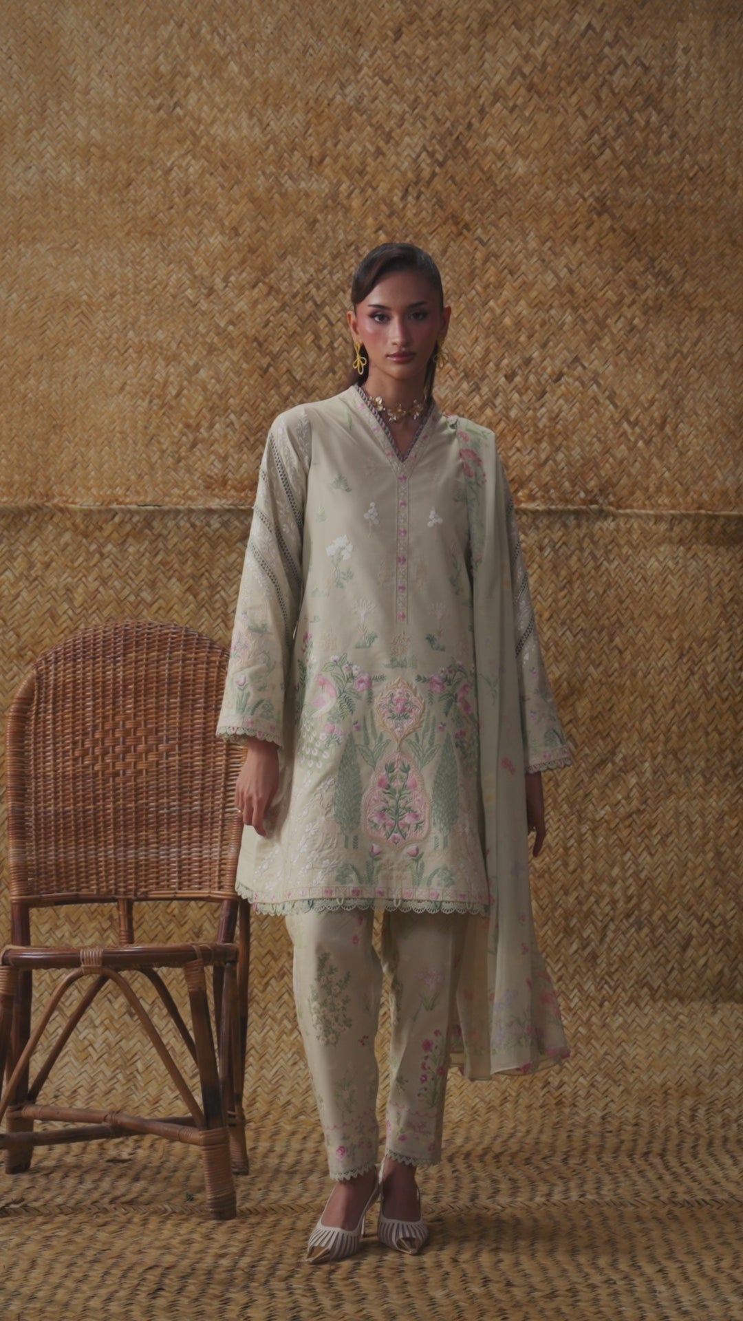 Sable Vogue Unstitched Embroidered Lawn 3 Piece Suit SV26ULL SL-06-26-V2 - Festive Collection