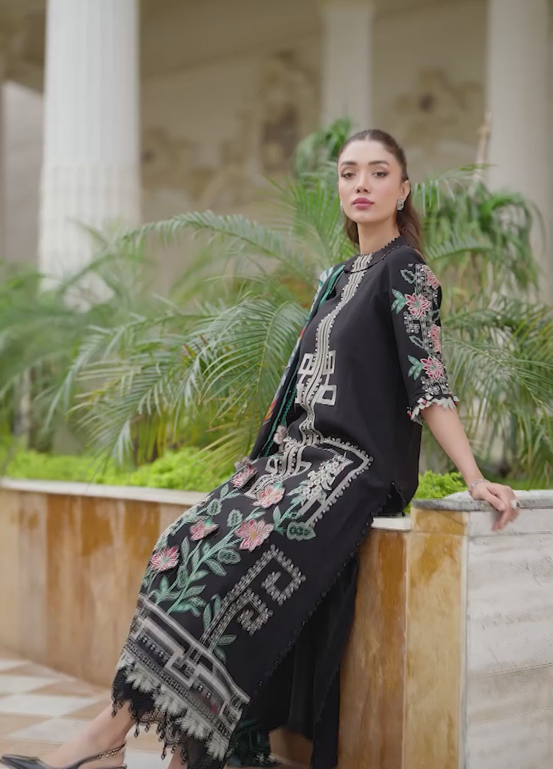 Maria B Unstitched Embroidered Lawn 3 Piece Suit MB26ULE D11 - Eid Collection
