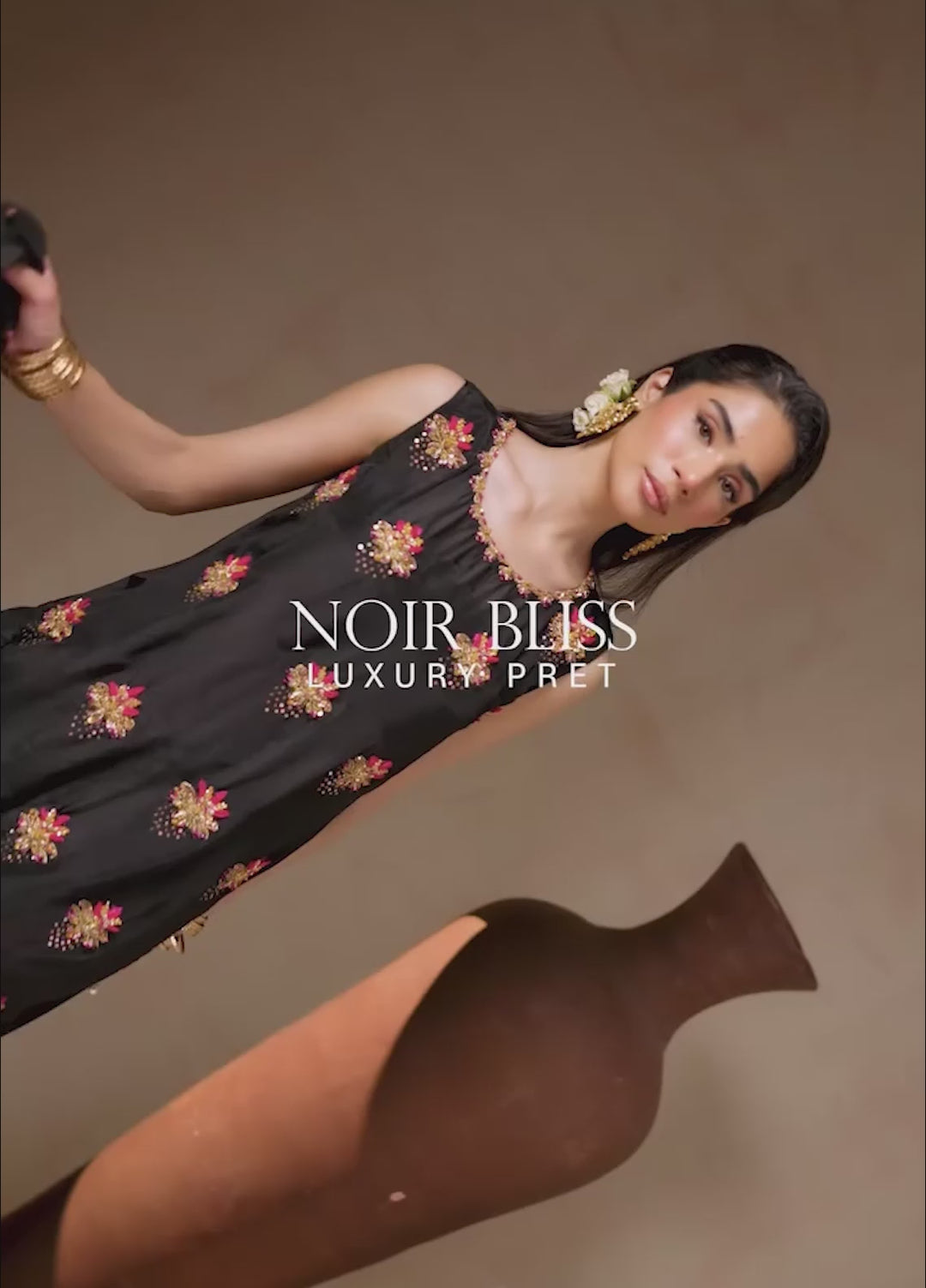 Maria Osama Khan Pret Embroidered Raw Silk 3 Piece Suit Charcoal Charm