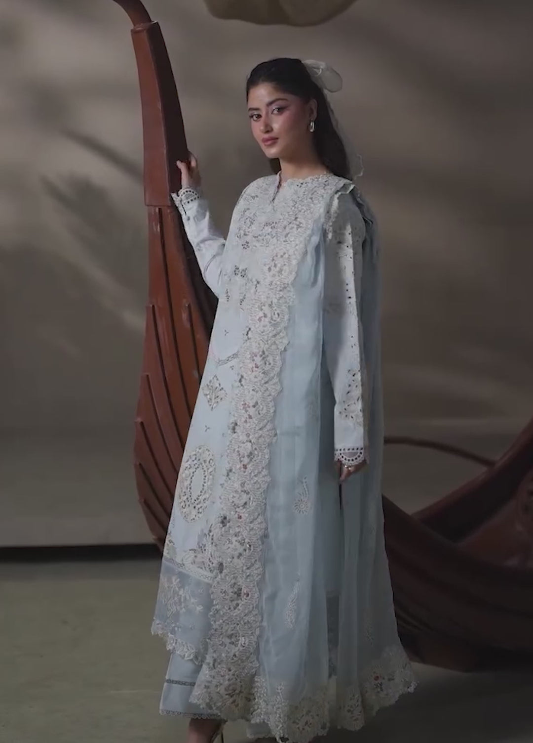 Saagar by Aabyaan Unstitched Embroidered Luxury Lawn 3 Piece Suit ABY26USL AL-3 Sahil - Festive Collection
