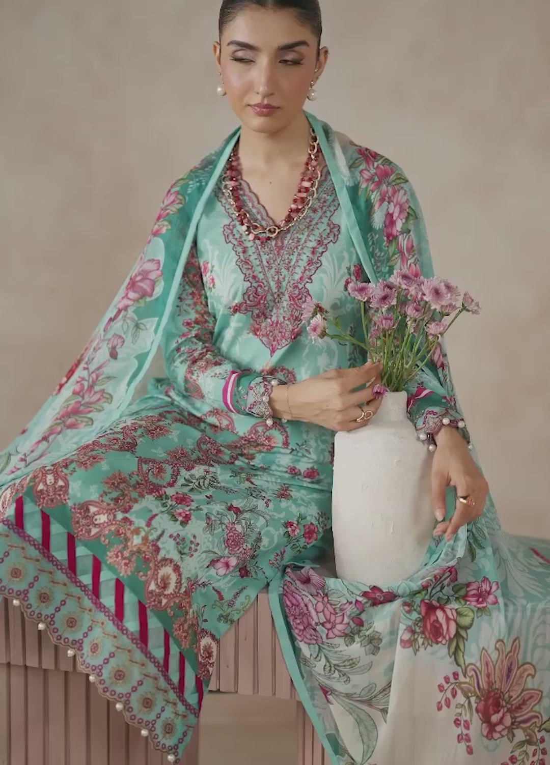Gulaal Unstitched Embroidered Lawn 3 Piece Suit GL26ULF Vaila D-4 - Festive Collection