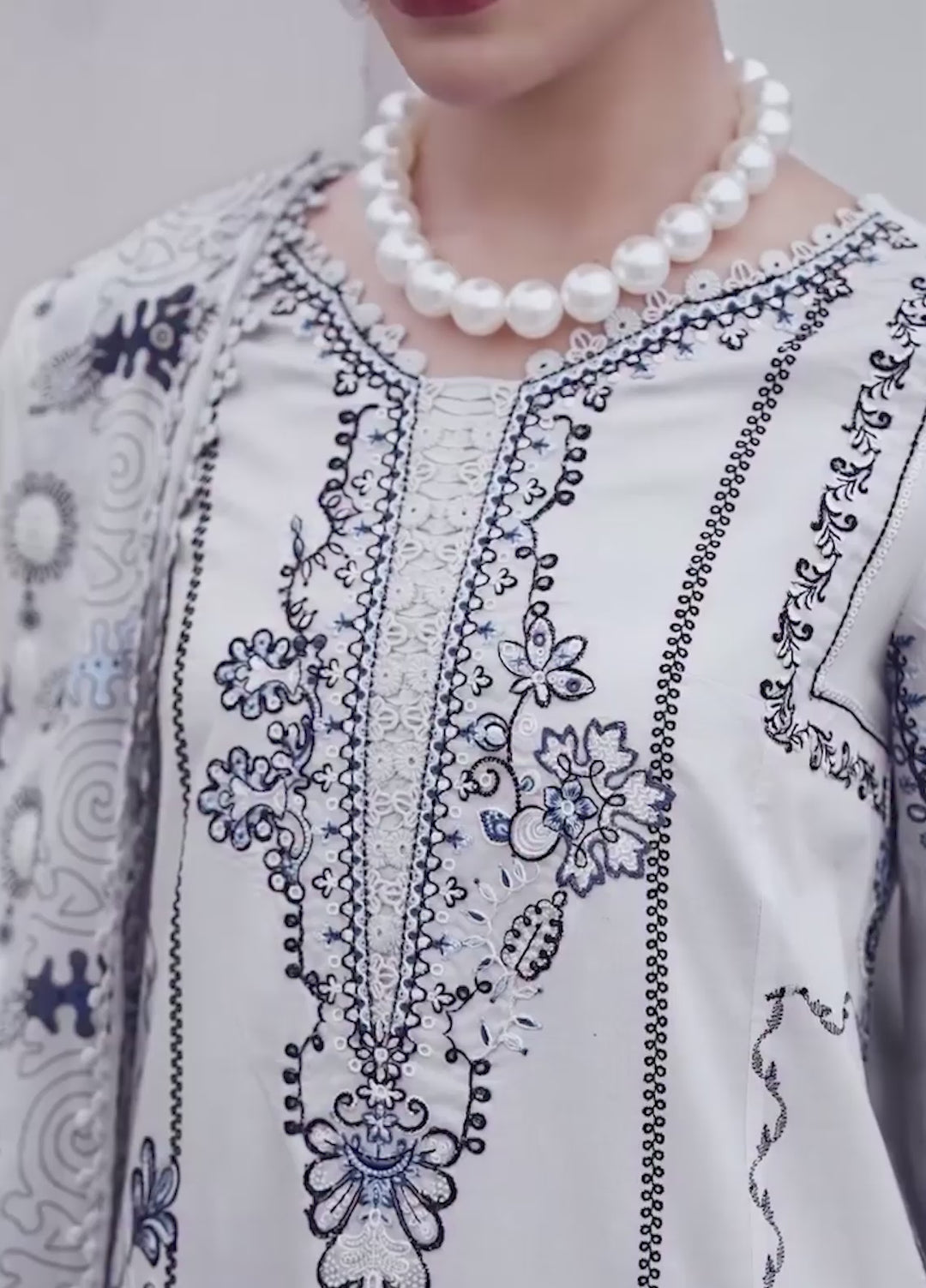 Q Line by Qalamkar Unstitched Embroidered Lawn 3 Piece Suit QLK26ULQ SAMIA QKL-3 - Festive Collection