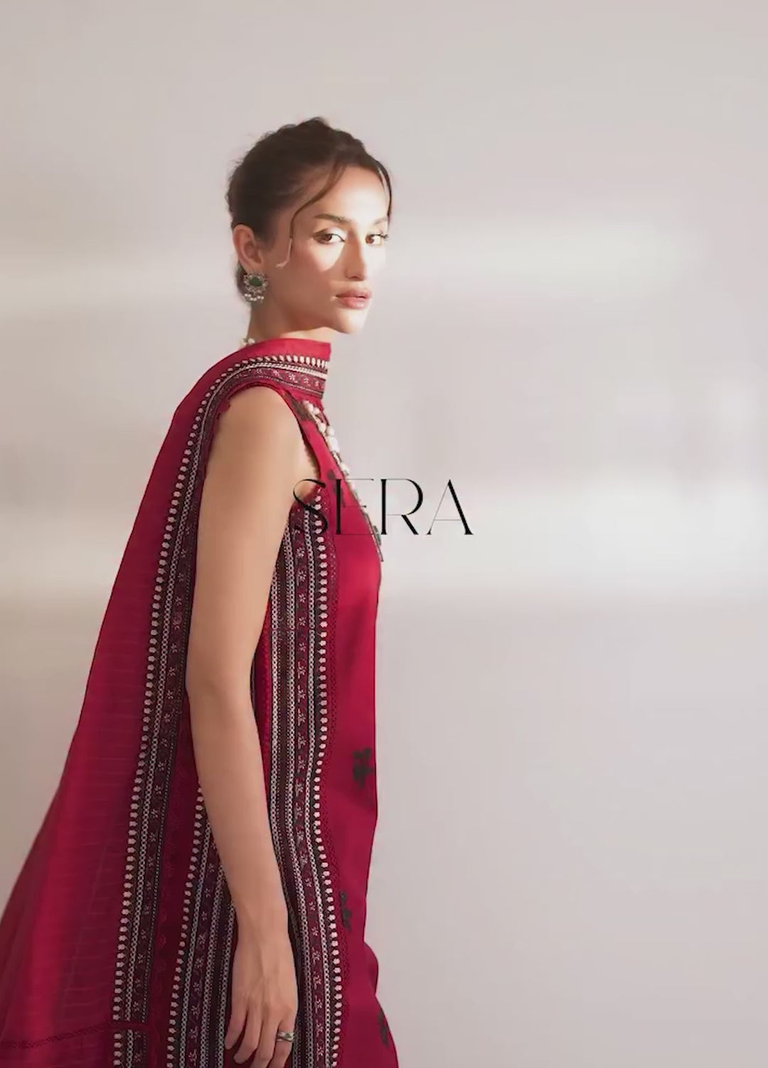 Sera by Mahnur Unstitched Embroidered Lawn 3 Piece Suit MN26USL SP-09 - Festive Collection