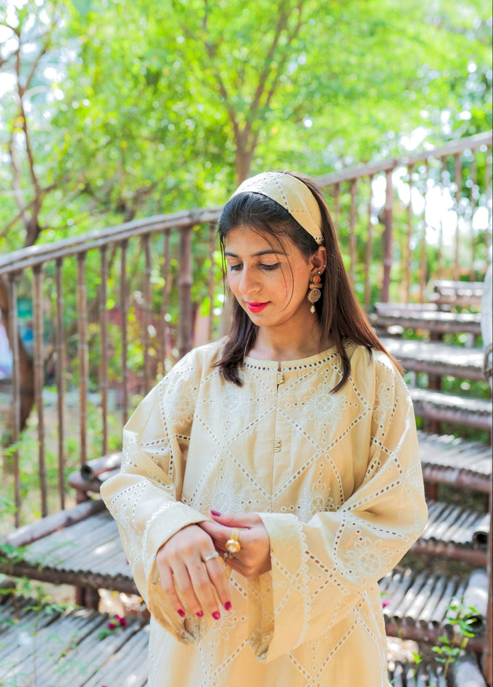 Lamha by Eman Butt RTW Embriodered Chikankari Cotton 2 Piece Mitti - Summer Collection