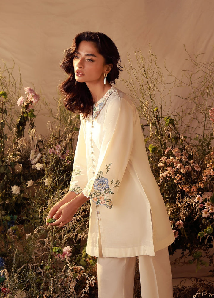 Sahar Women Embroidered Cambric 2 Piece Suit Daisy - Casual Collection
