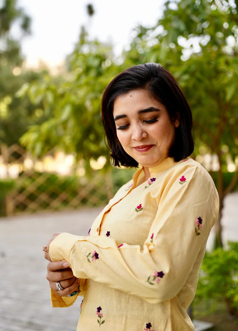 Mehr by Syah Women RTW Embroidered Linen 3 Piece Suit Zeen Festive Collection