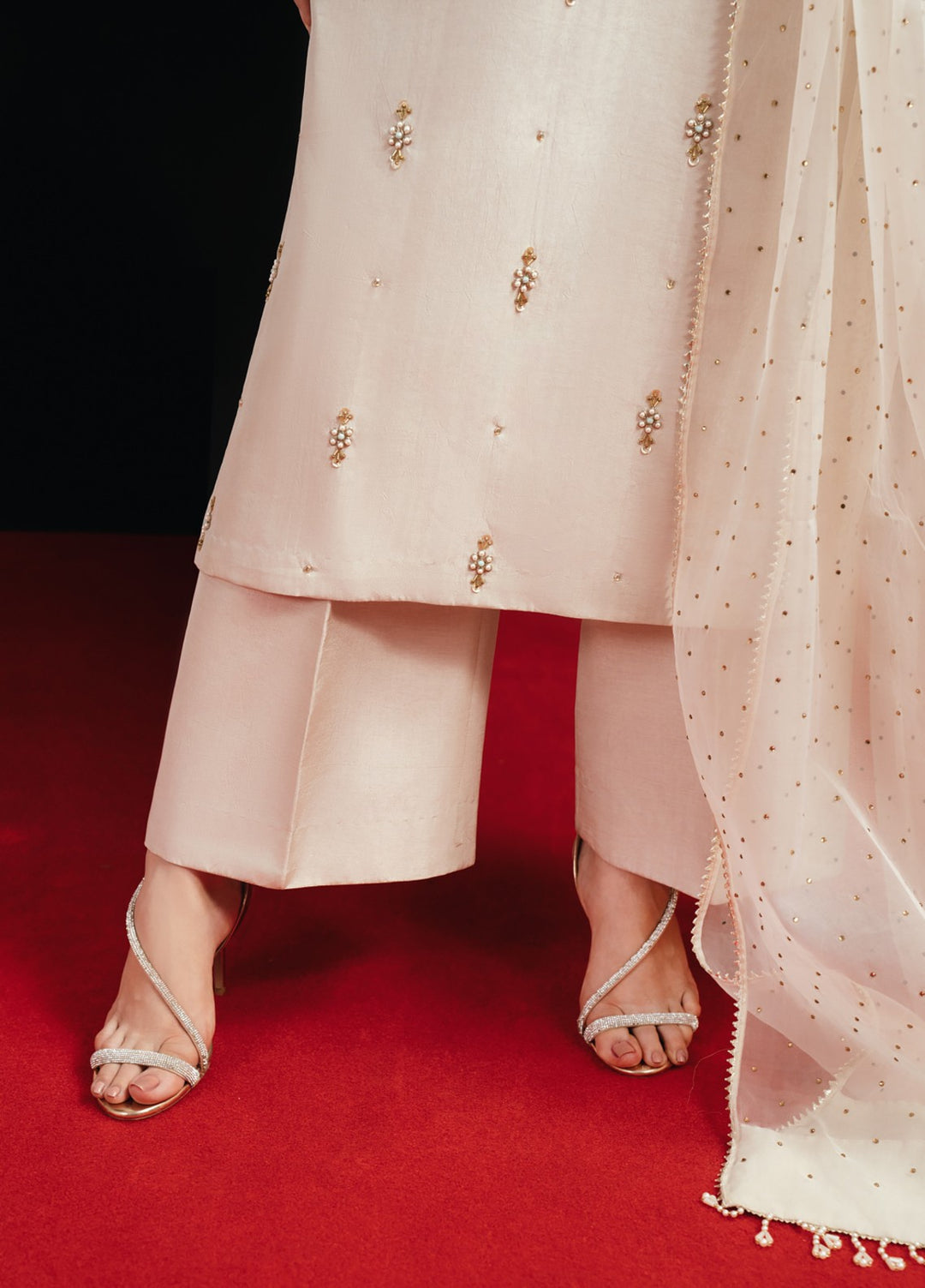 Jahanara by Pashmire Women RTW Embroidered Silk 3 Piece Suit Mehwar Wedding Collection