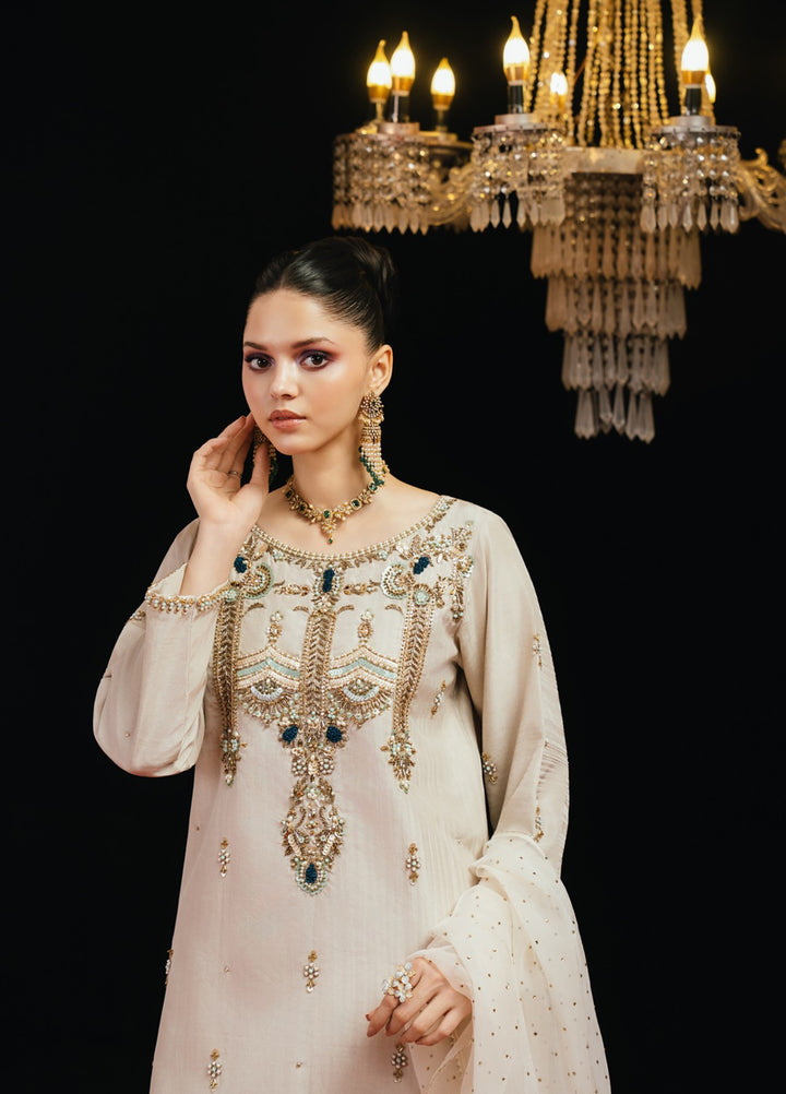 Jahanara by Pashmire Women RTW Embroidered Silk 3 Piece Suit Mehwar Wedding Collection