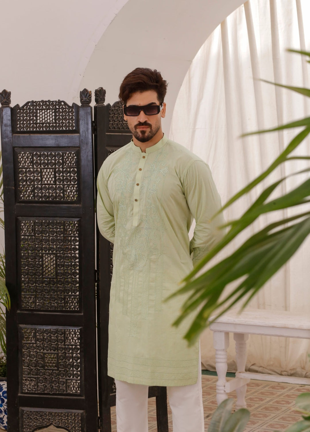 Modern Edge Republic Mens RTW Solids Wash N Wear 2 Piece Suit Sea Green CK 758 Festive Collection