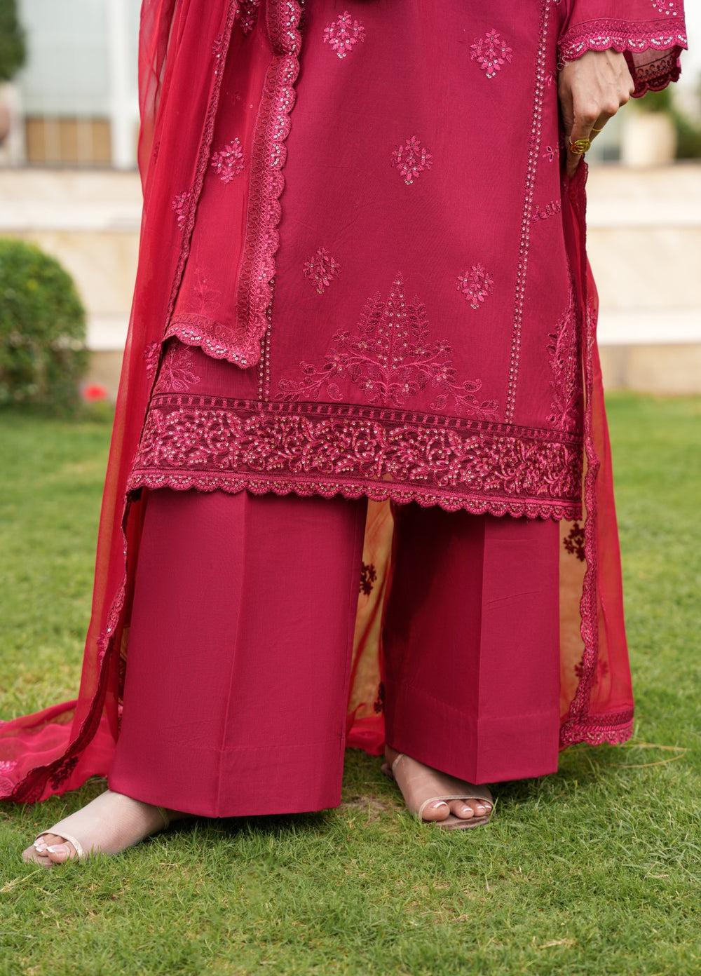Mehrang by Pashmire RTW Embroidered Lawn Cotton 3 Piece Suit Shazmeen Casual Collection