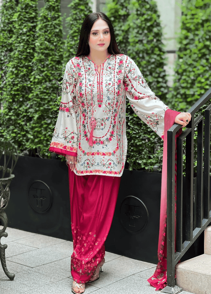 Syra's Atelier RTW Printed Lawn 3 Piece Suit Jahan Ara Pink Casual Collection