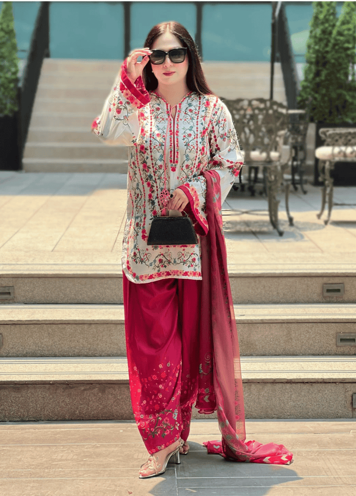 Syra's Atelier RTW Printed Lawn 3 Piece Suit Jahan Ara Pink Casual Collection