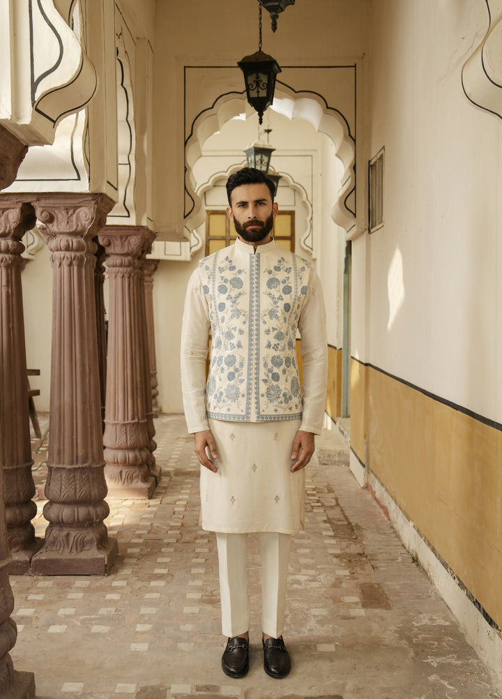 Dildaar by Hamna Ehtasham Mens RTW Embroidered Korean Silk 3 Piece Suit Almas Festive Collection