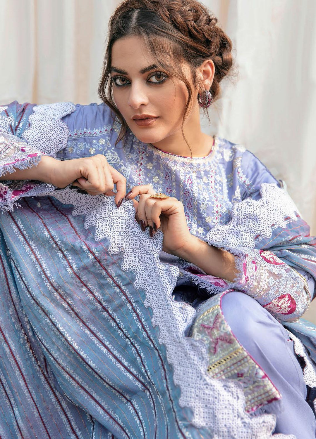 Qalamkar Embroidered Schiffli Suits Unstitched 3 Piece QLM21WS KK-09 - Winter Collection