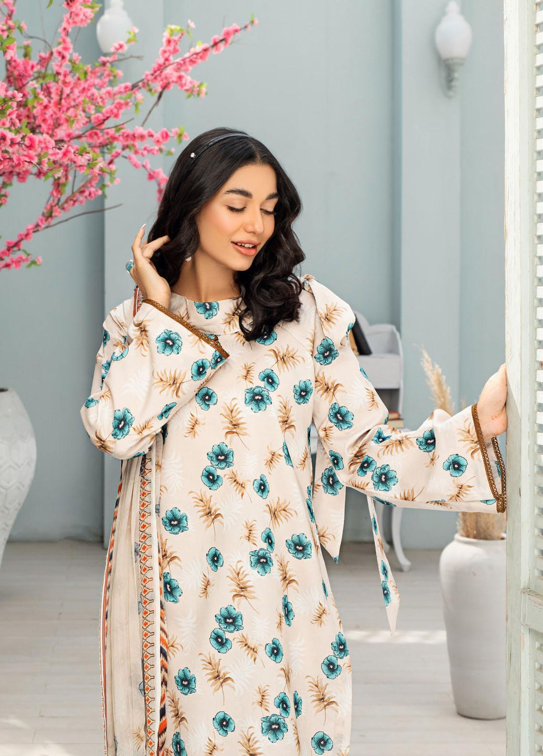 Rang-e-Bahar By Humdum Printed Lawn Suits Unstitched 3 Piece HD23RB-2 D-02 - Summer Collection