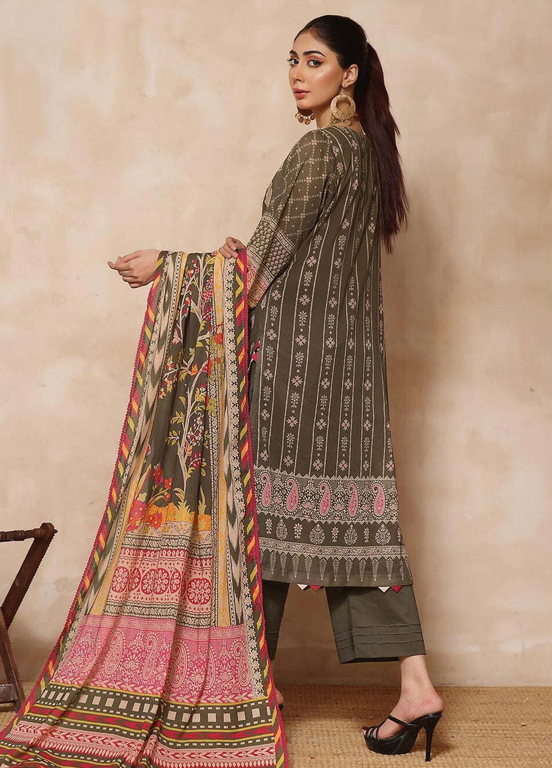 Rang-e-Hayah By Khas Embroidered Lawn Suits Unstitched 3 Piece KHS23RH KL-1928 - Summer Collection