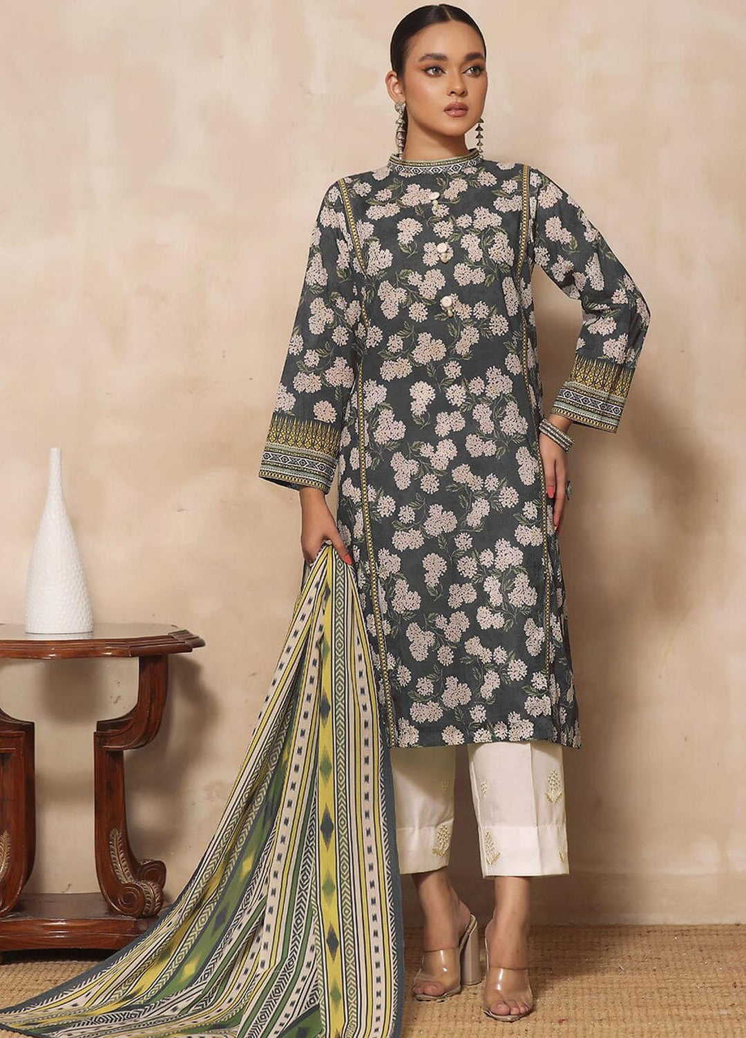 Rang-e-Hayah By Khas Embroidered Lawn Suits Unstitched 3 Piece KHS23RH KL-1933 - Summer Collection