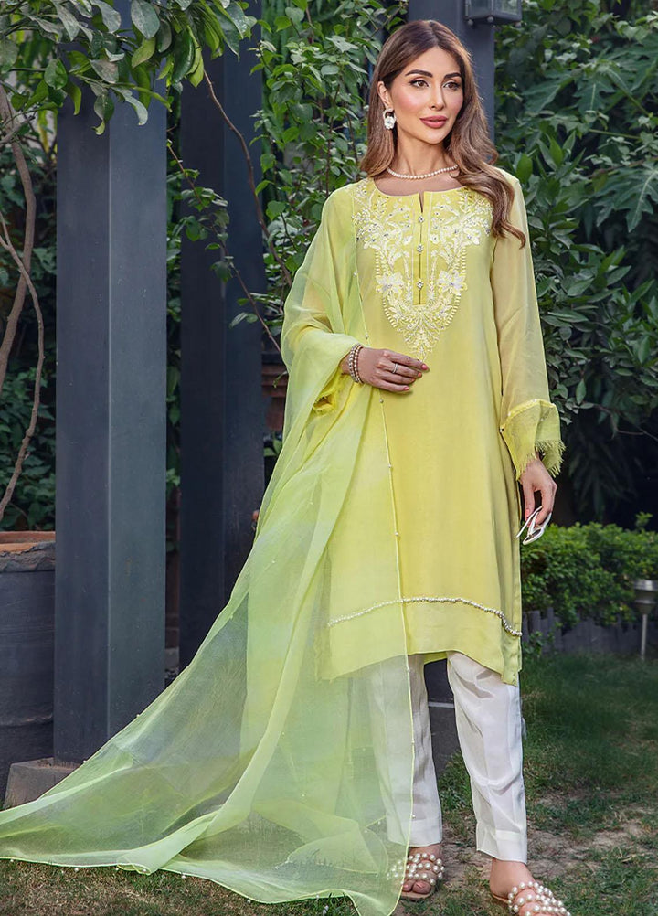 Malook By Shazia Ovais Pret Embroidered Georgette 3 Piece Suit MLK23RH Lemonade
