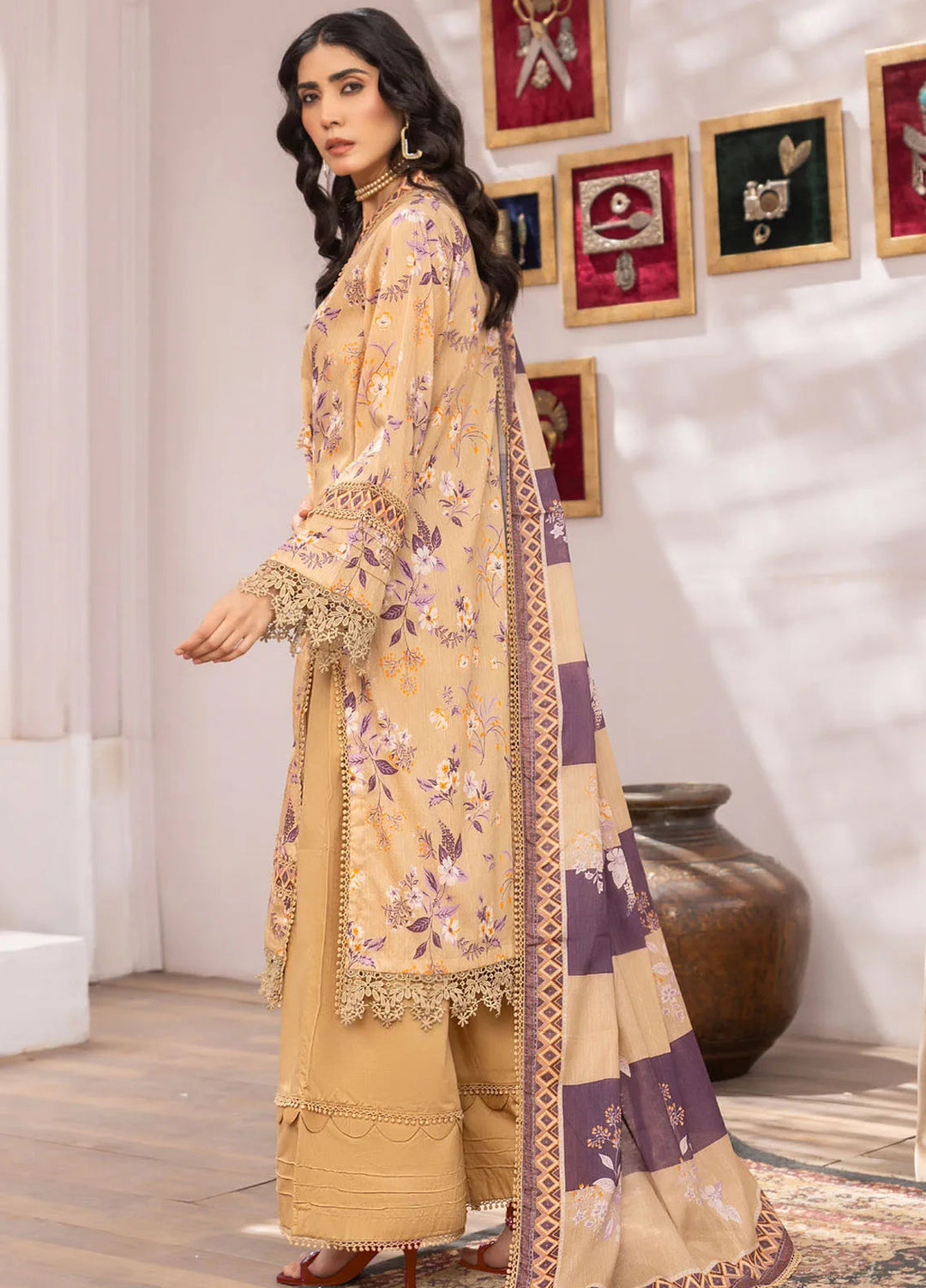 Rang E Noor By Humdum Printed Lawn Suit Unstitched 3 Piece HD24R D-12 - Summer Collection