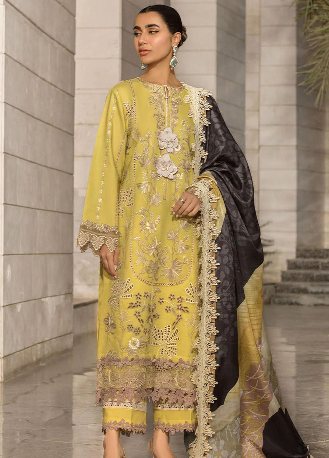 Rang Rasiya Embroidered Lawn Suits Unstitched 3 Piece RR23C Zariah - Festive Collection