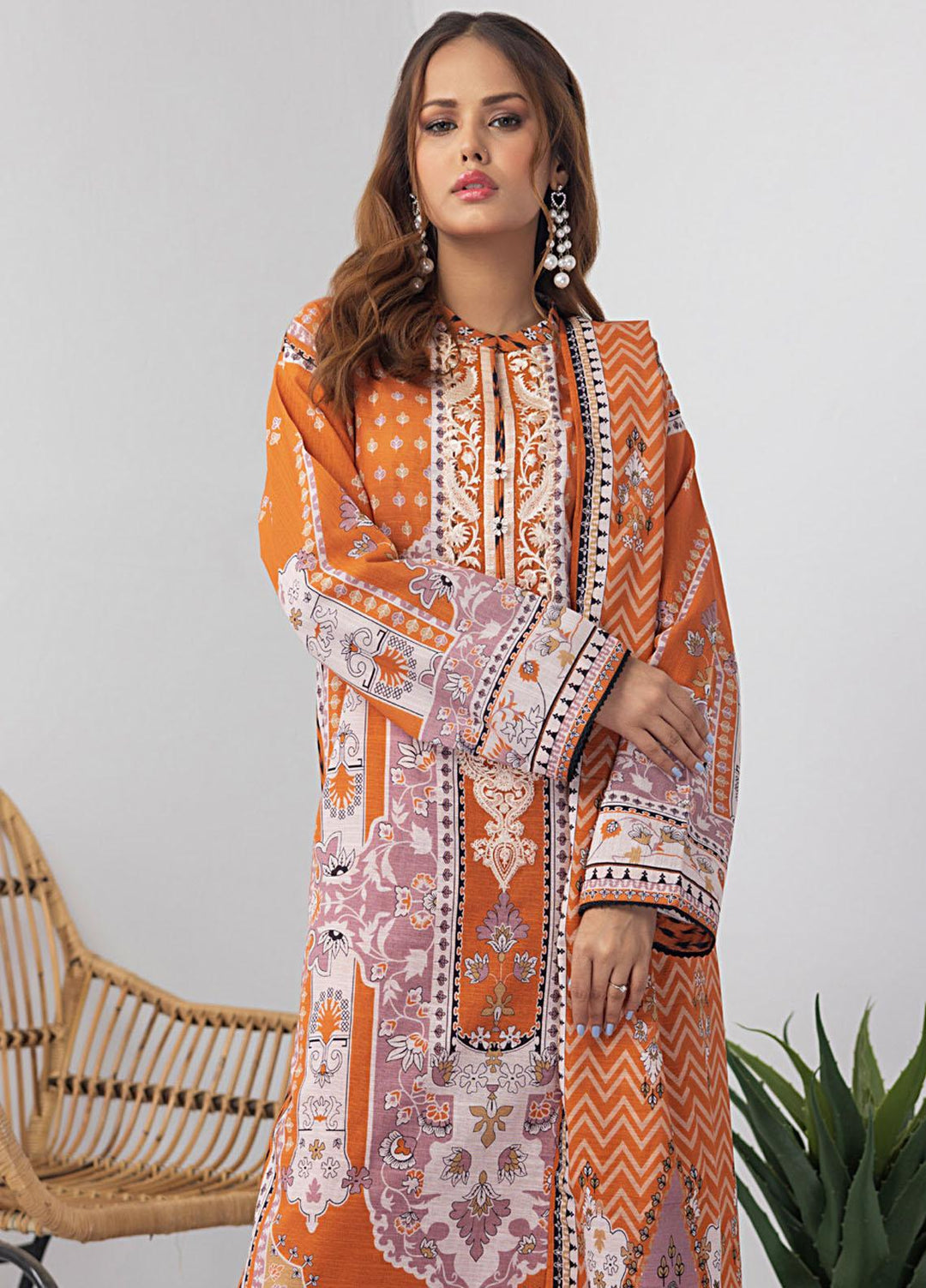 Regalia By Gul Ahmed Embroidered Khadddar Suits Unstitched 3 Piece GA23RG WR-32004 - Winter Collection