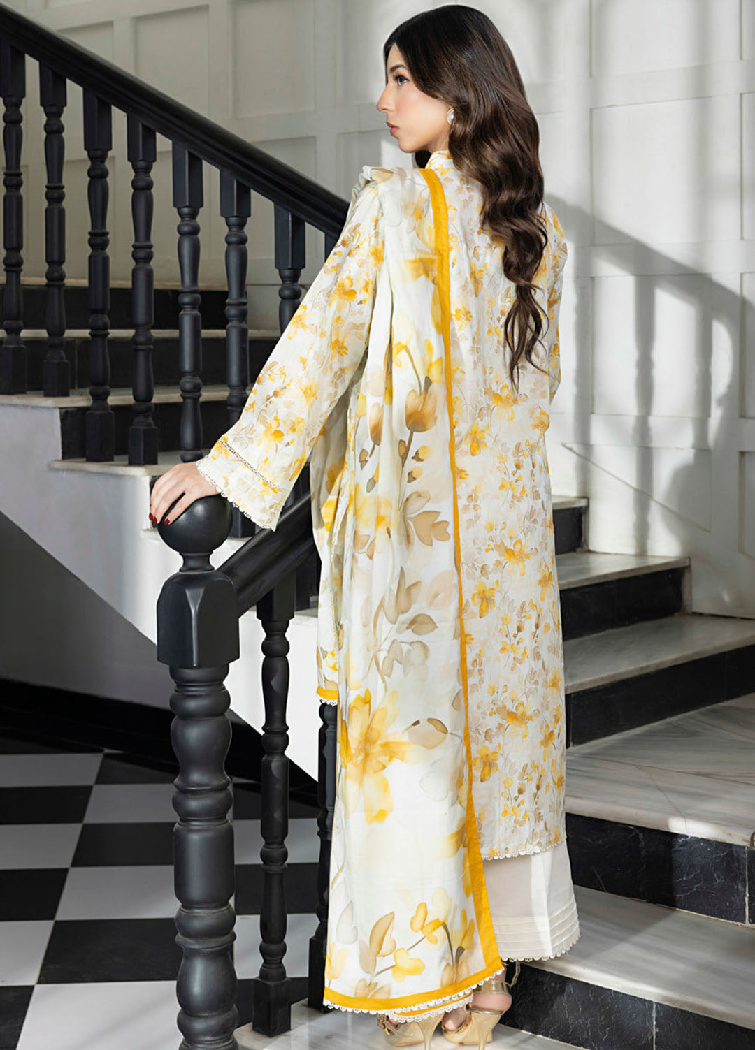 Regalia Textiles Digital Printed Lawn Suits Unstitched 3 Piece RGT25S19 D-01 - Summer Collection
