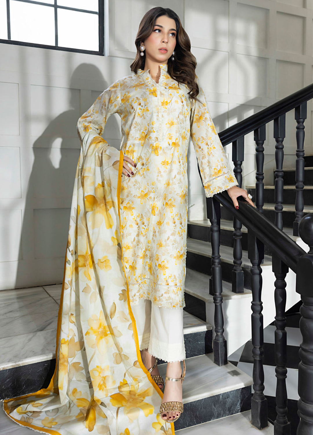 Regalia Textiles Digital Printed Lawn Suits Unstitched 3 Piece RGT25S19 D-01 - Summer Collection