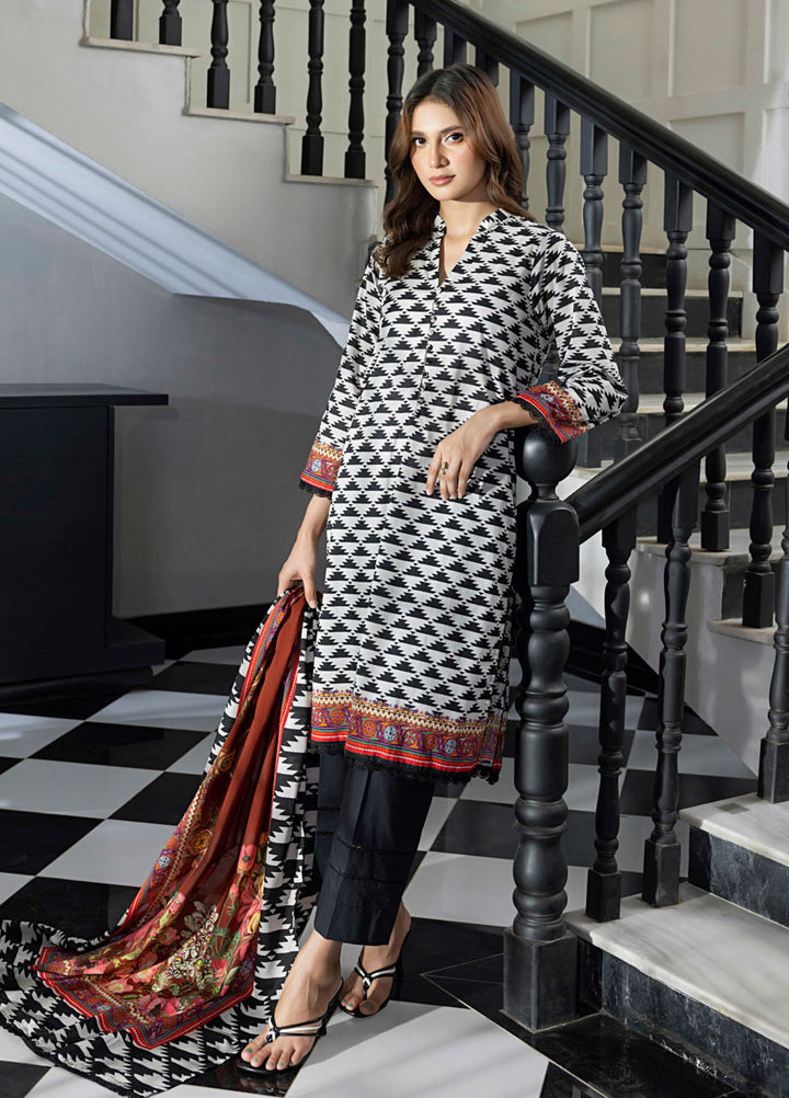 Regalia Textiles Digital Printed Lawn Suits Unstitched 3 Piece RGT25S19 D-02 - Summer Collection