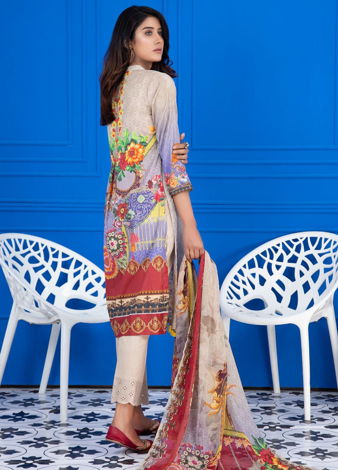 Regalia Textiles Embroidered Lawn Suits Unstitched 3 Piece RG21FE D-10 - Summer Collection