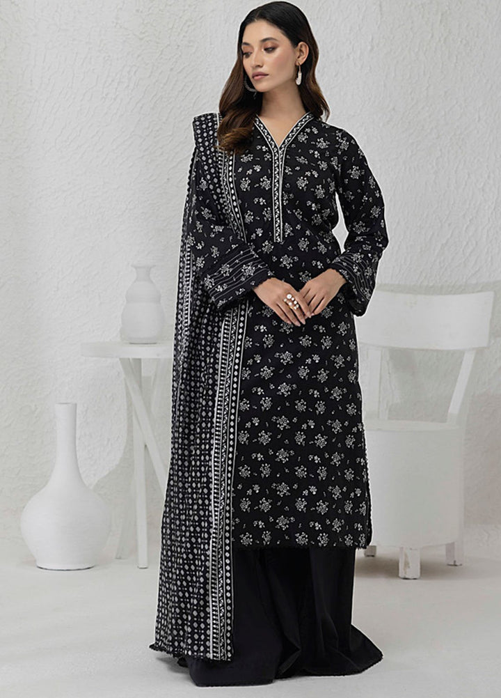 Regalia Textiles Printed Lawn Suits Unstitched 3 Piece RGT25BW D-02 - Summer Collection