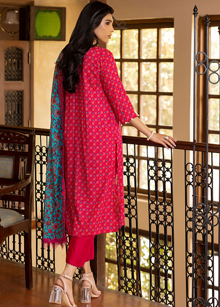 Regalia Textiles Printed Lawn Suits Unstitched 3 Piece RGT25S22 D-3 - Summer Collection