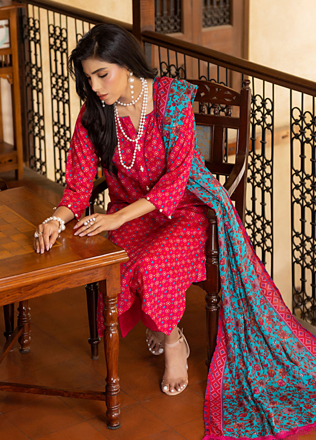 Regalia Textiles Printed Lawn Suits Unstitched 3 Piece RGT25S22 D-3 - Summer Collection