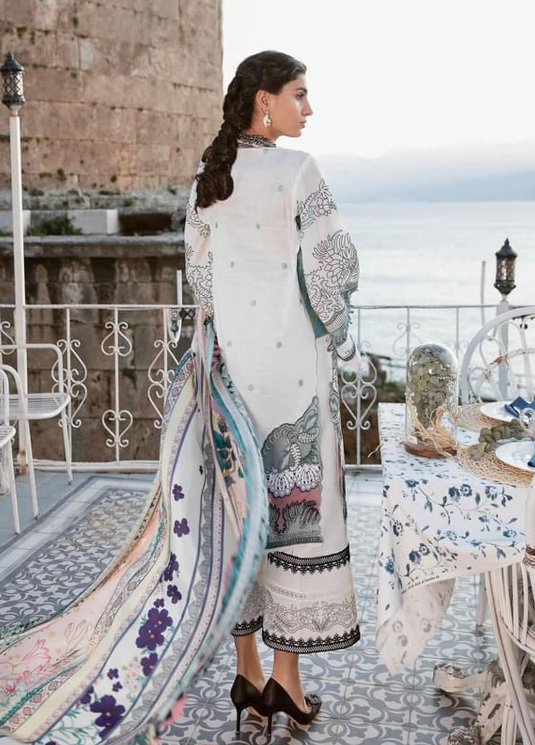 Selene By Republic WomensWear Embroidered Lawn Suits Unstitched 3 Piece RW21S Zeena B - Luxury Collection